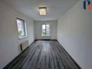 Pronájem byty 4+kk, 107 m2, parking – Praha – 8