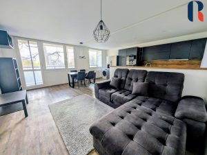 Pronájem bytu 3+kk, lodžie 80 m² – 1