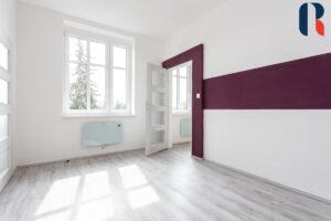 Pronájem bytu 3+kk 48 m² – 4