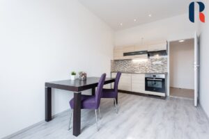 Pronájem bytu 3+kk 48 m² – 2