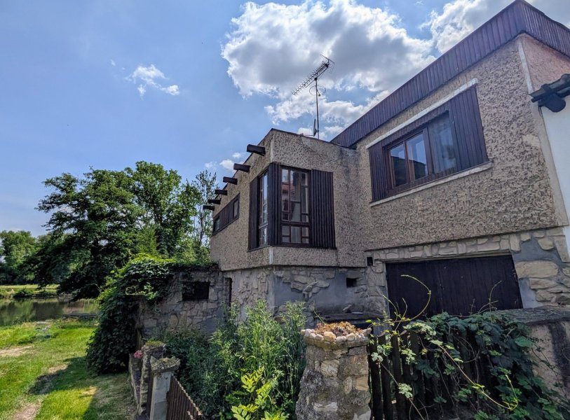 Prodej rodinný dům u řeky, 130 m²