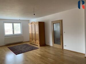 Pronájem rodinného domu 4+kk, garáž, 173 m² – 6