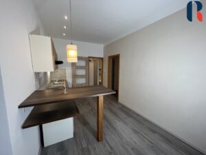 Pronájem bytu 2+kk 34 m² – 3